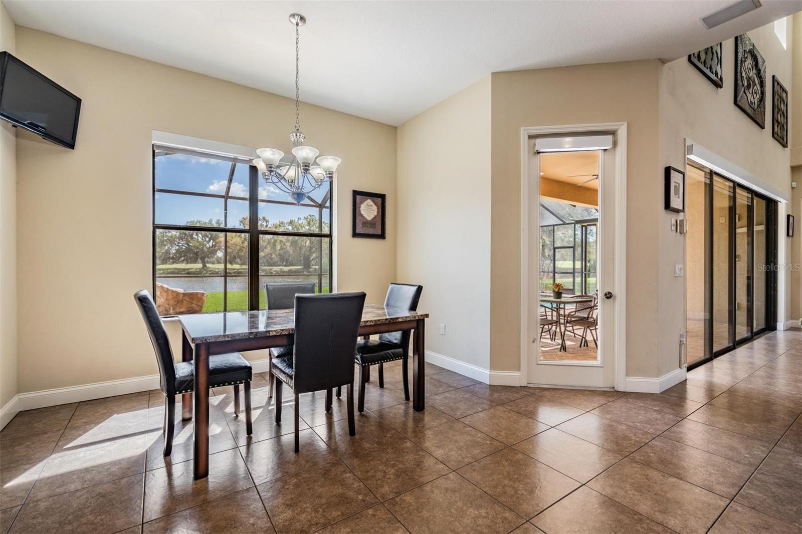 NINE EAGLES UNIT ONE SEC I - Residential