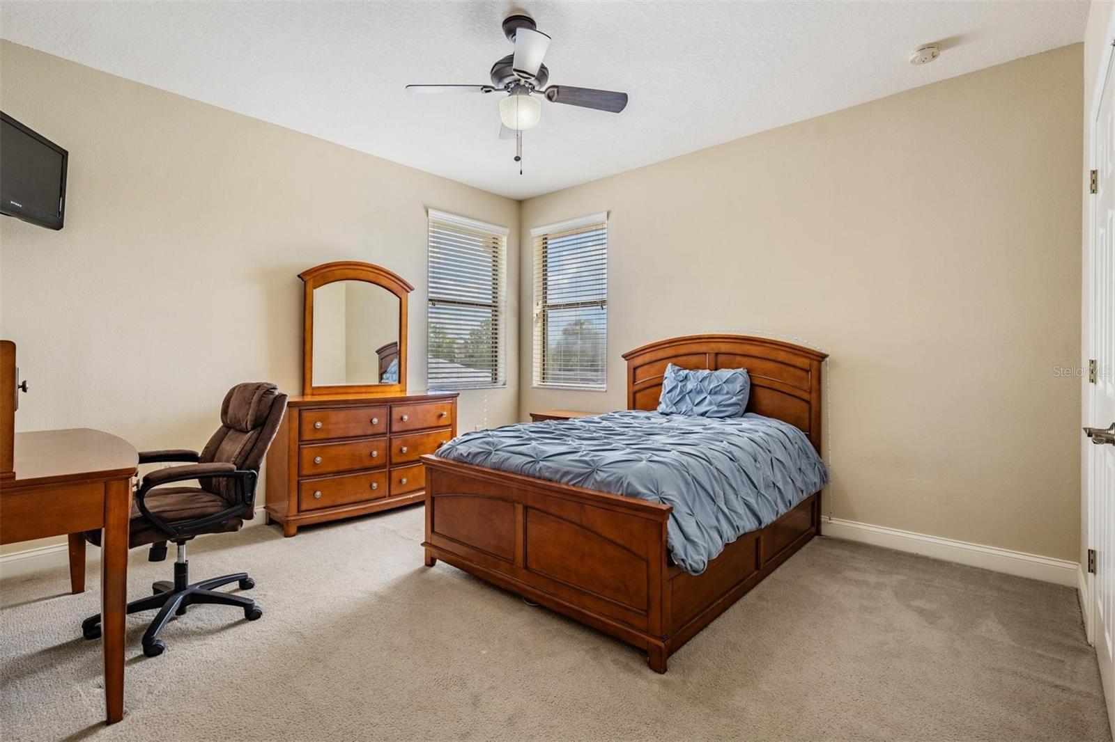 NINE EAGLES UNIT ONE SEC I - Residential