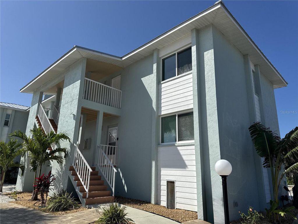 Photo of 1285 Gulf Boulevard #5, Englewood, FL 34223 (MLS # C7526596)