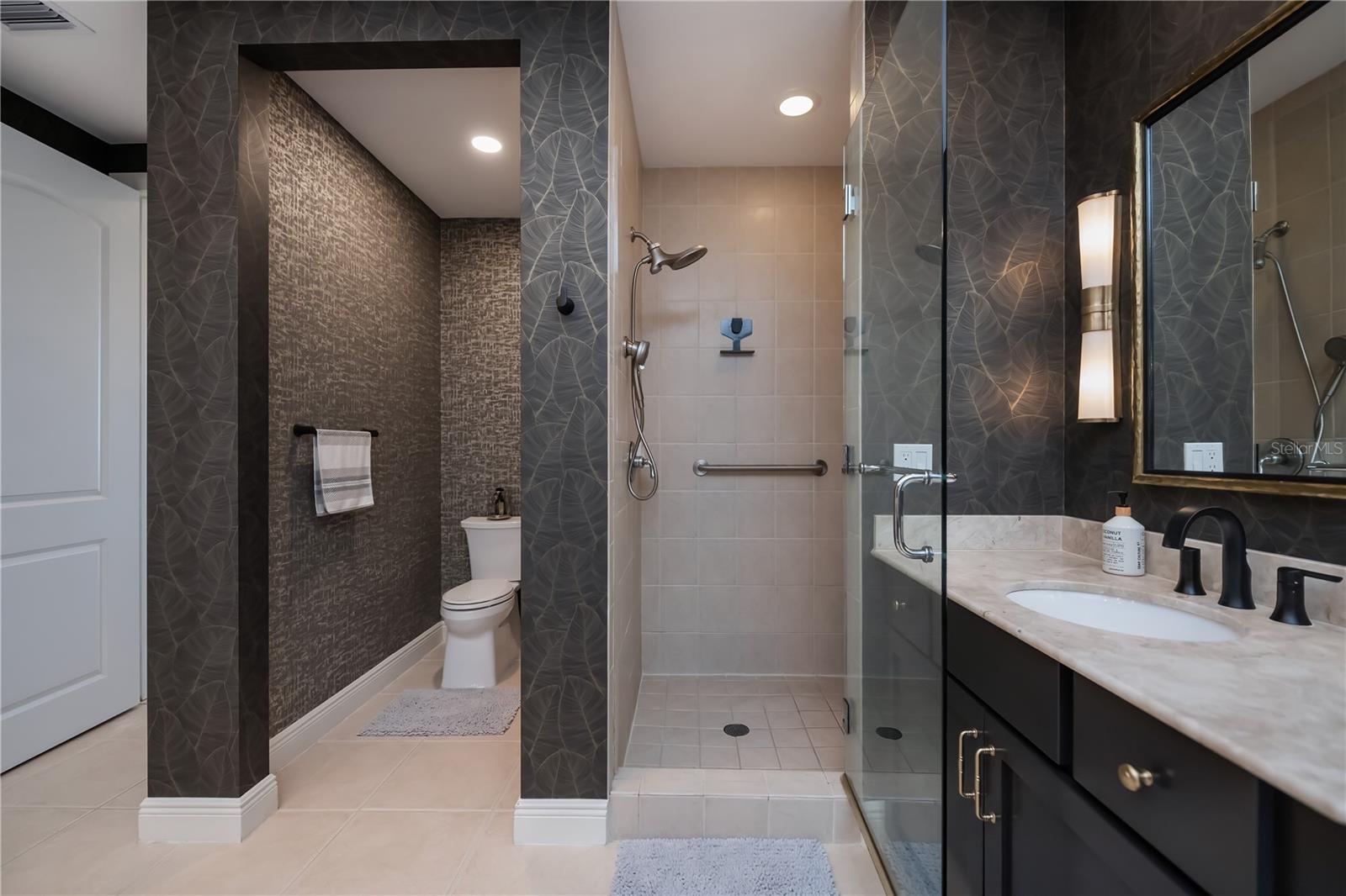 HIGH POINT PLACE PH 01 - Residential