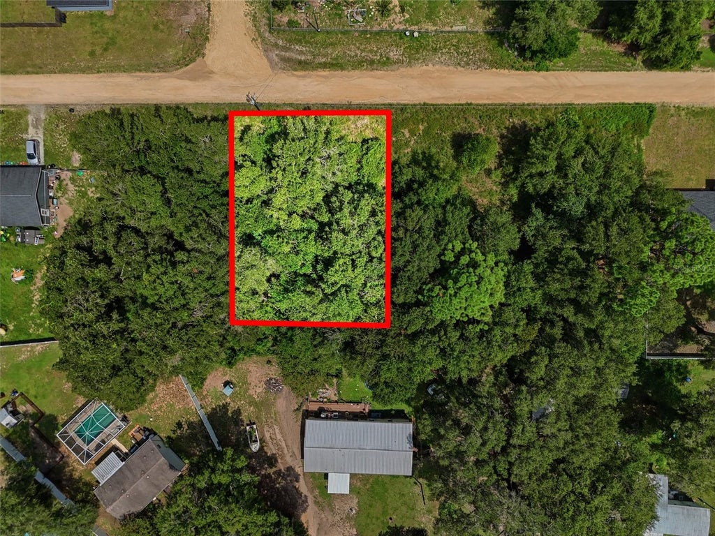 Photo of SE 142 Street, Belleview, FL 34420 (MLS # G5116882)