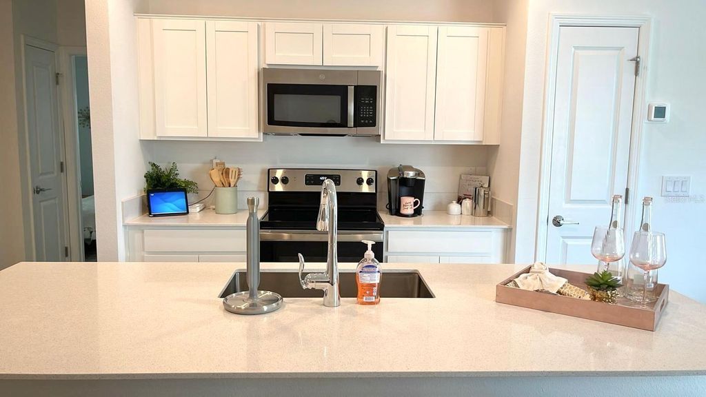 Photo of 2002 Punch Bowl Avenue, Davenport, FL 33837 (MLS # O6350934)
