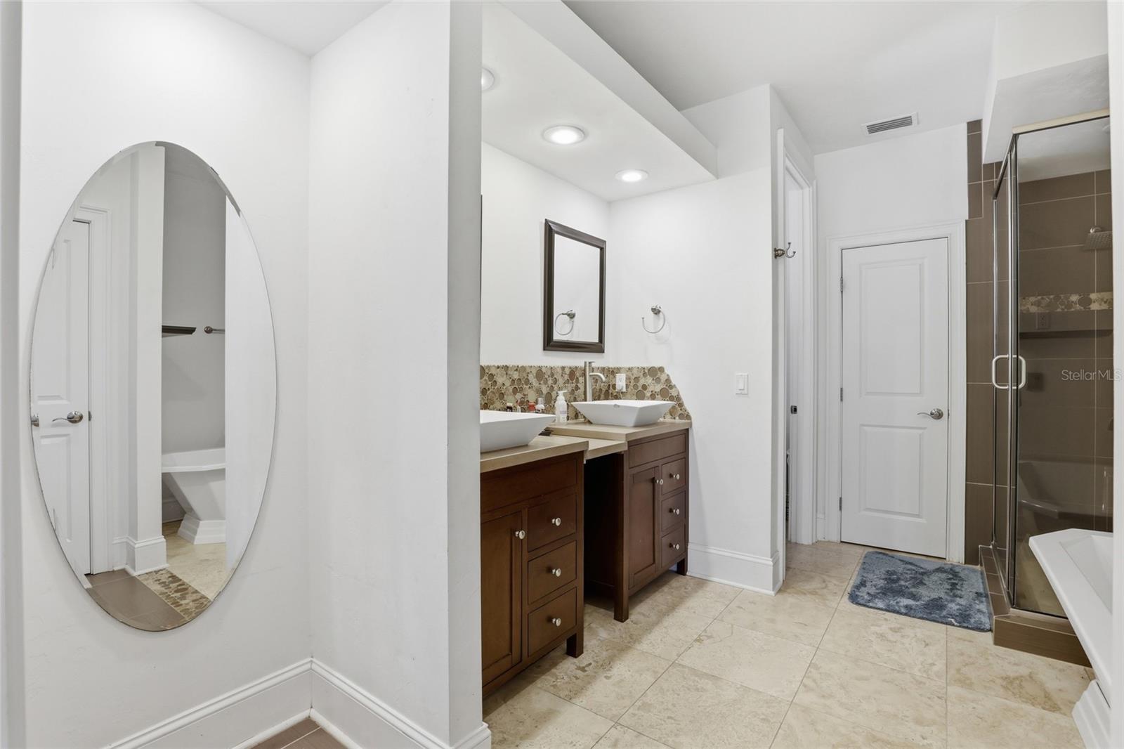 BRYTAN PH 1 - Residential