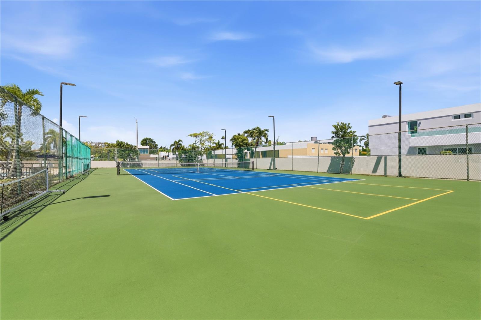 PASEO REAL - Residential