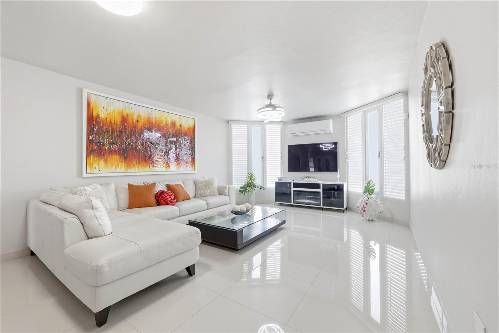 PASEO REAL - Residential