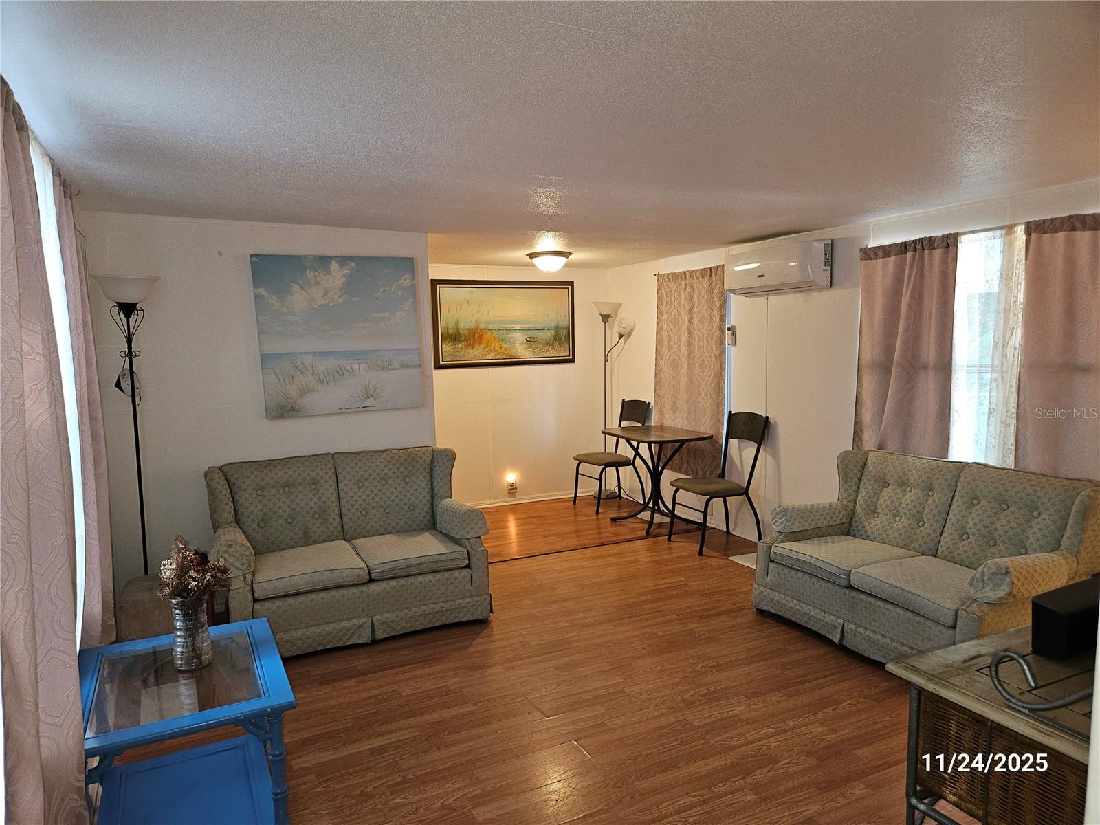 BAREFOOT PARK - Residential