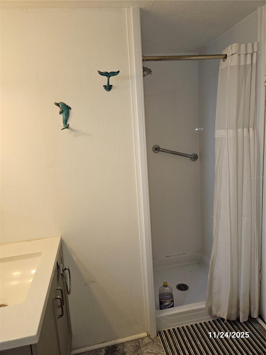 BAREFOOT PARK - Residential