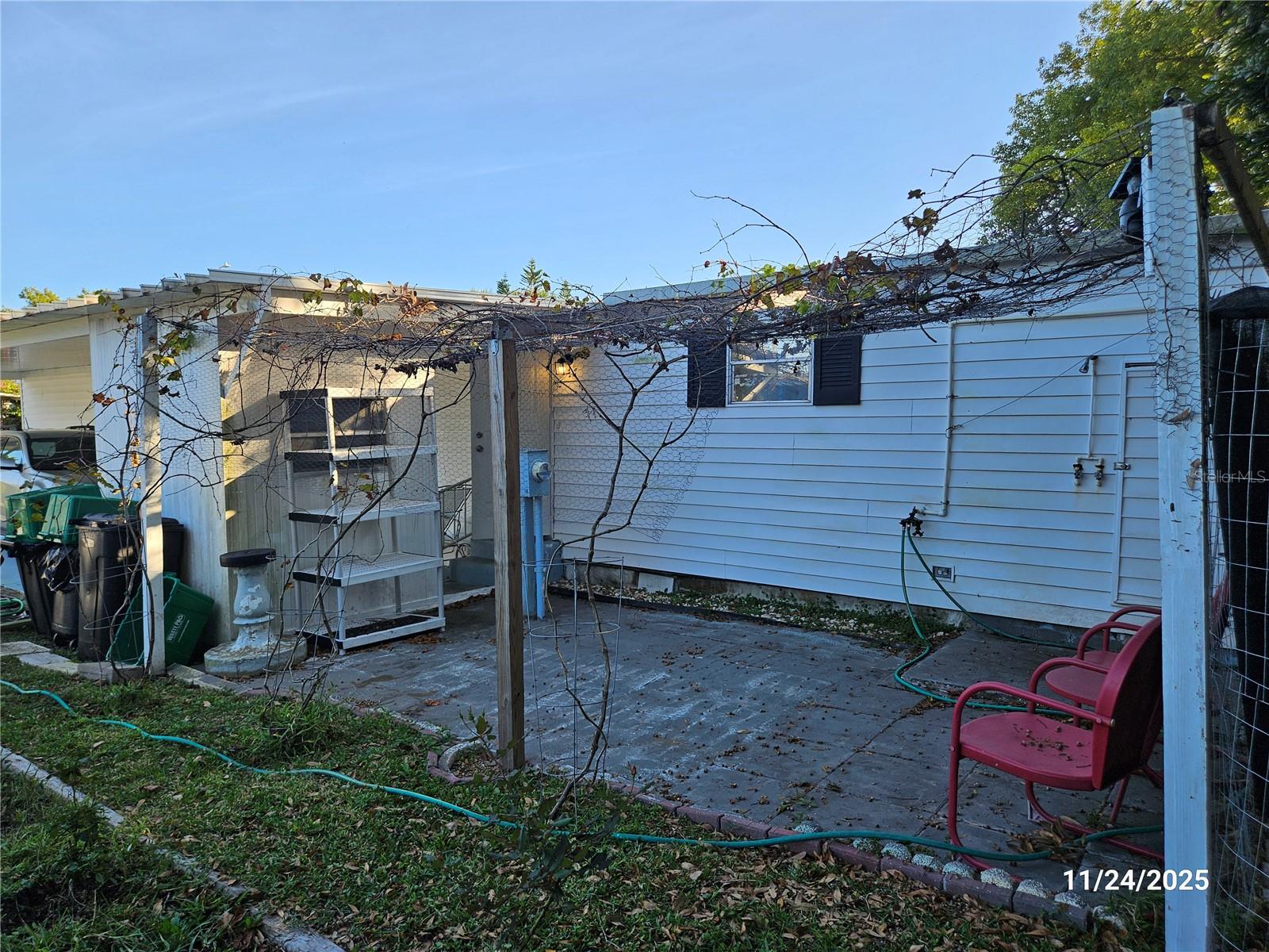 BAREFOOT PARK - Residential