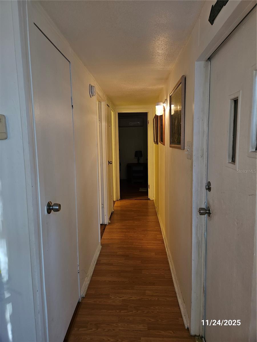 BAREFOOT PARK - Residential