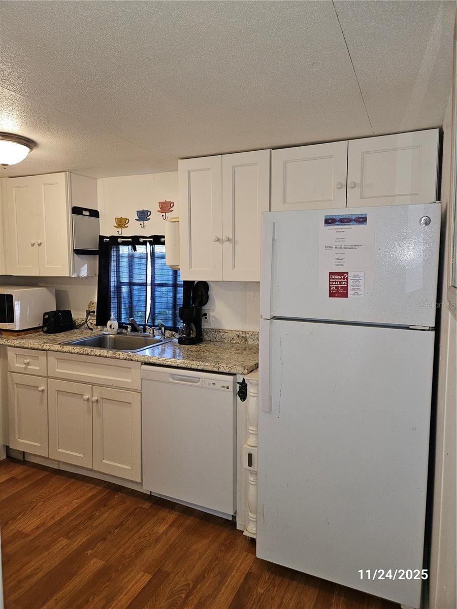 BAREFOOT PARK - Residential