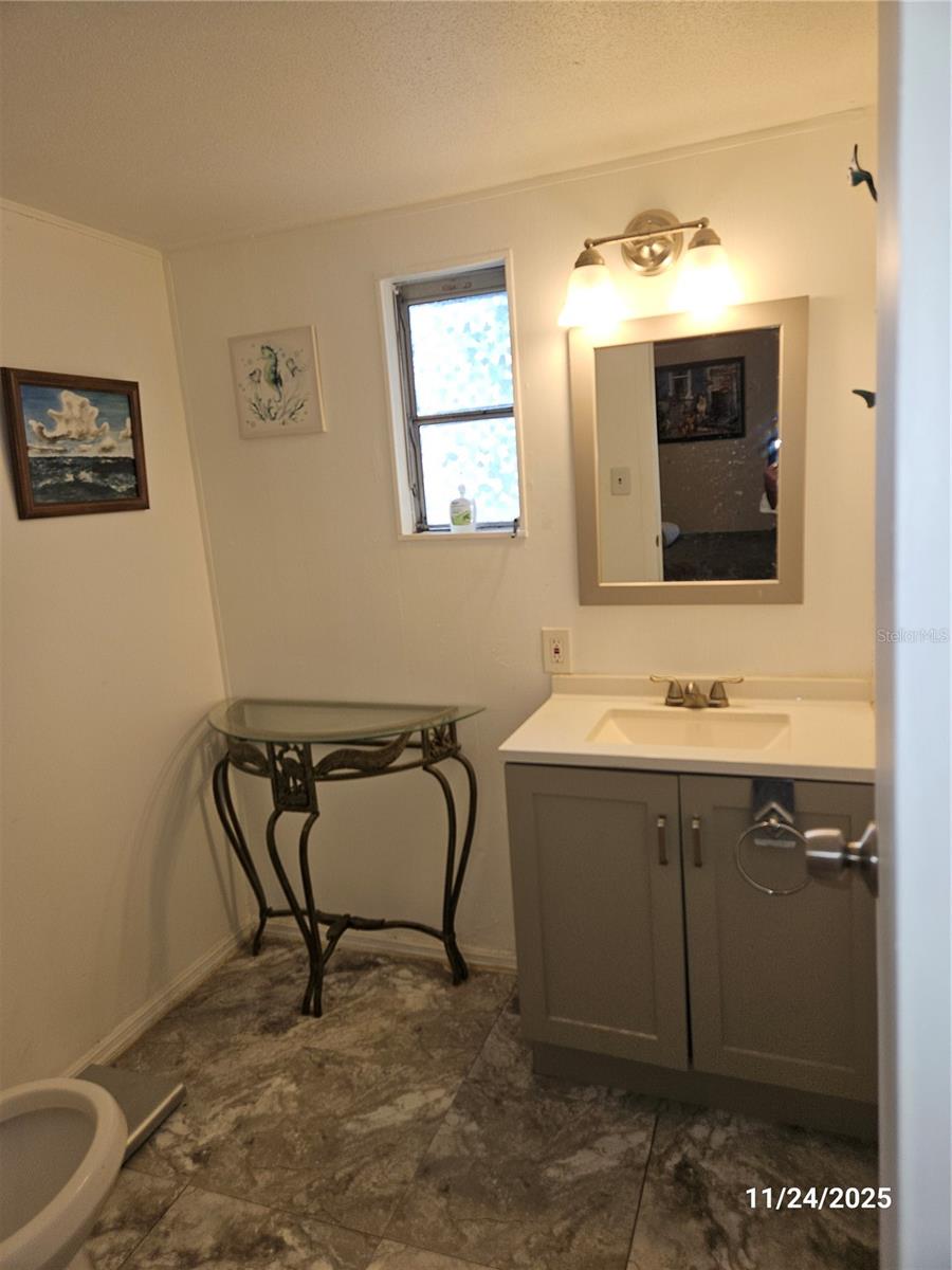 BAREFOOT PARK - Residential