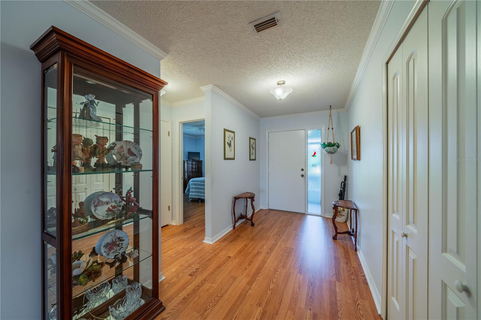 2720 LANCASTER DRIVE
