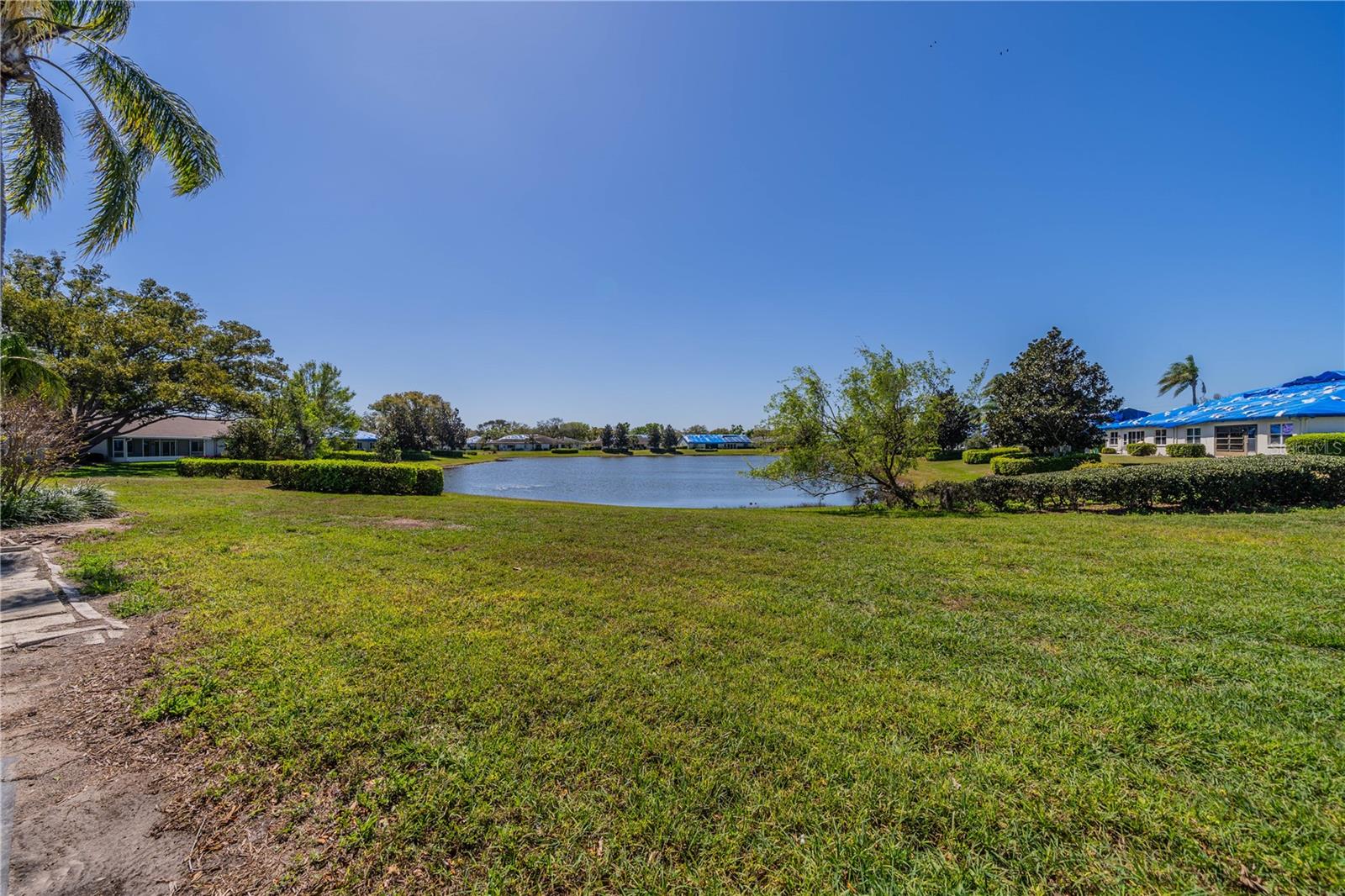 2720 LANCASTER DRIVE