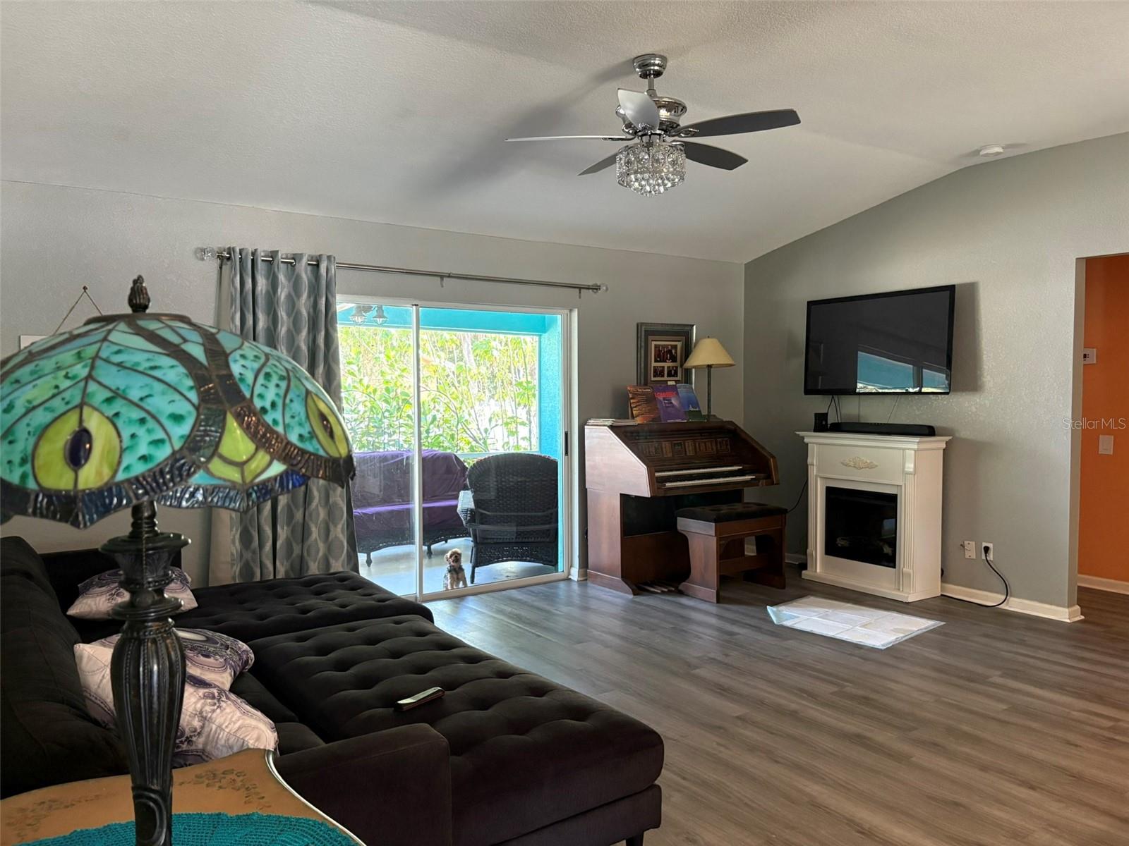 16507 CHAMBERLAIN BOULEVARD