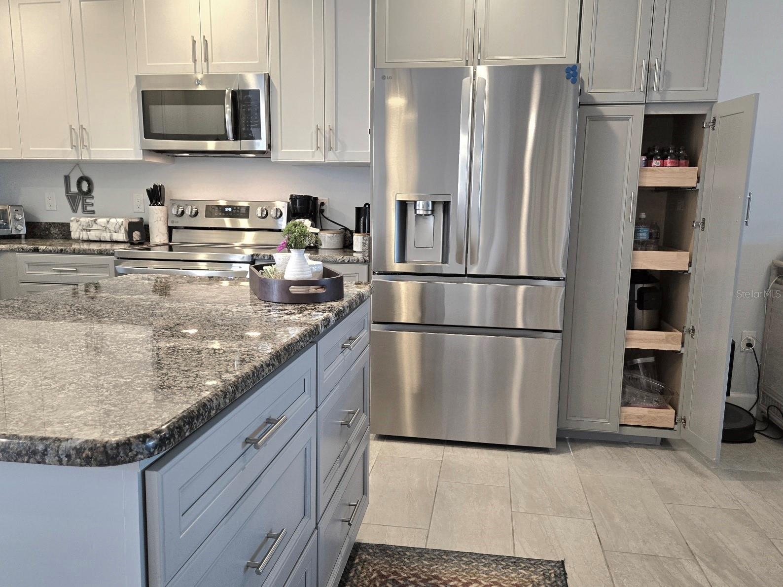 IMPERIAL HOUSE OF VENICE - Residential