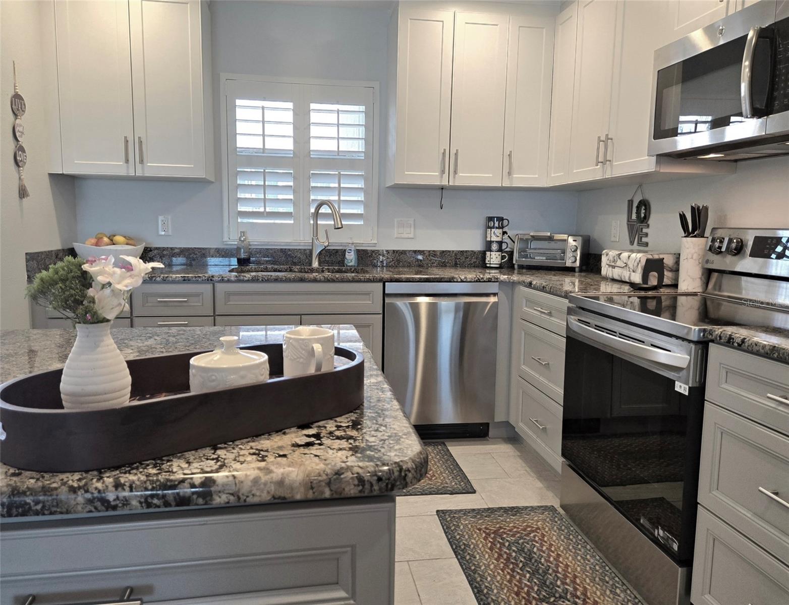 IMPERIAL HOUSE OF VENICE - Residential