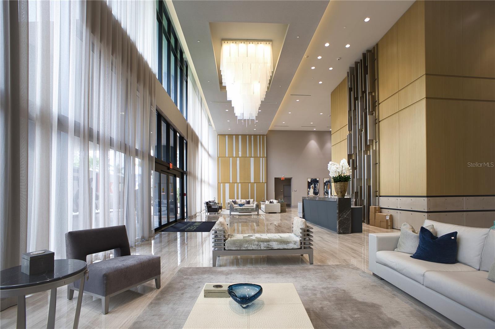 5300 PHASEO - Residential Lease