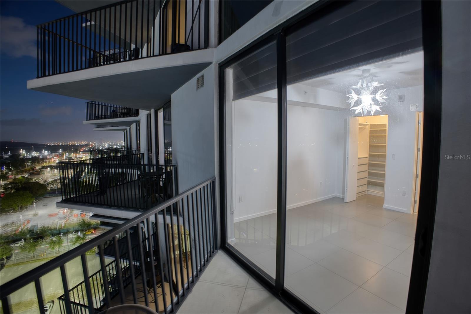 5300 PHASEO - Residential Lease