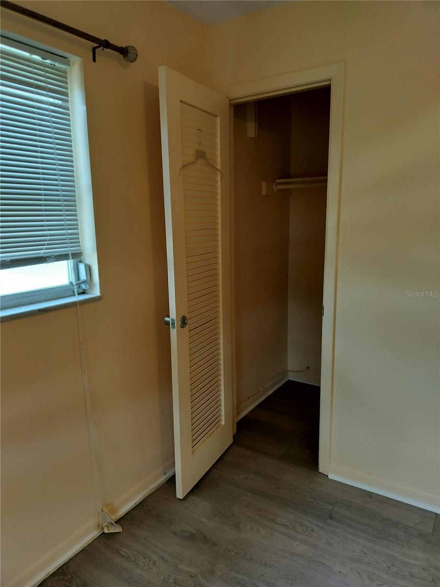 MAINLANDS OF TAMARAC BY THE GULF UNIT 1-A CONDO - Residential Lease