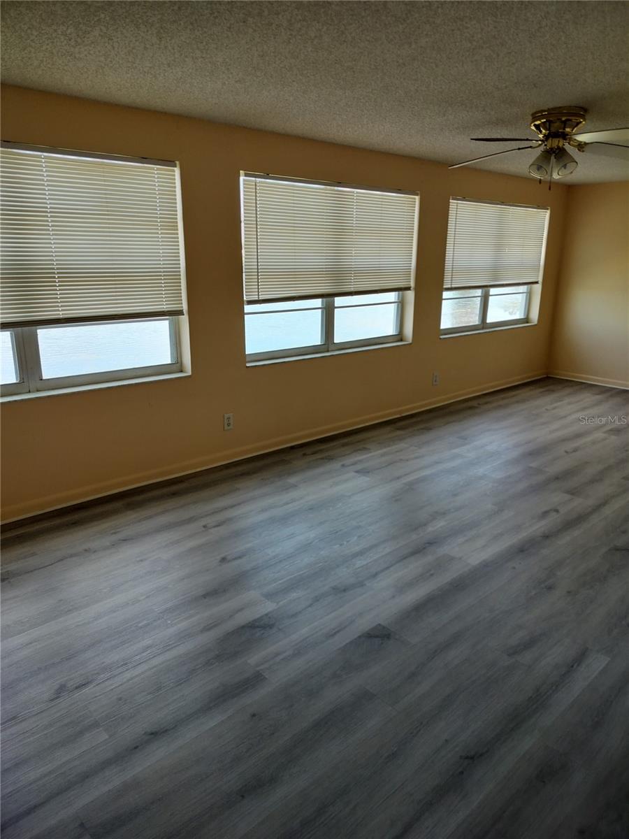 MAINLANDS OF TAMARAC BY THE GULF UNIT 1-A CONDO - Residential Lease