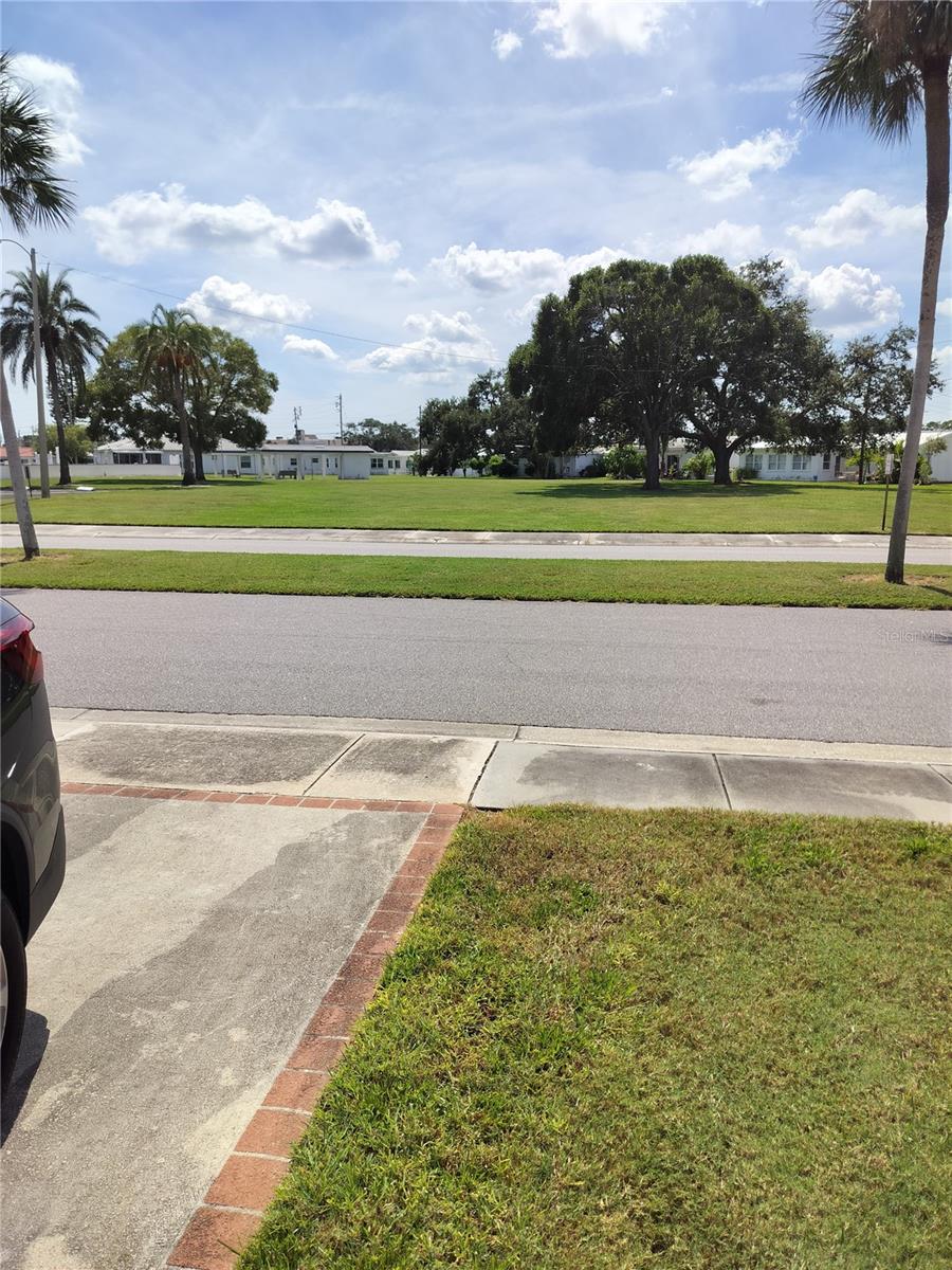 MAINLANDS OF TAMARAC BY THE GULF UNIT 1-A CONDO - Residential Lease