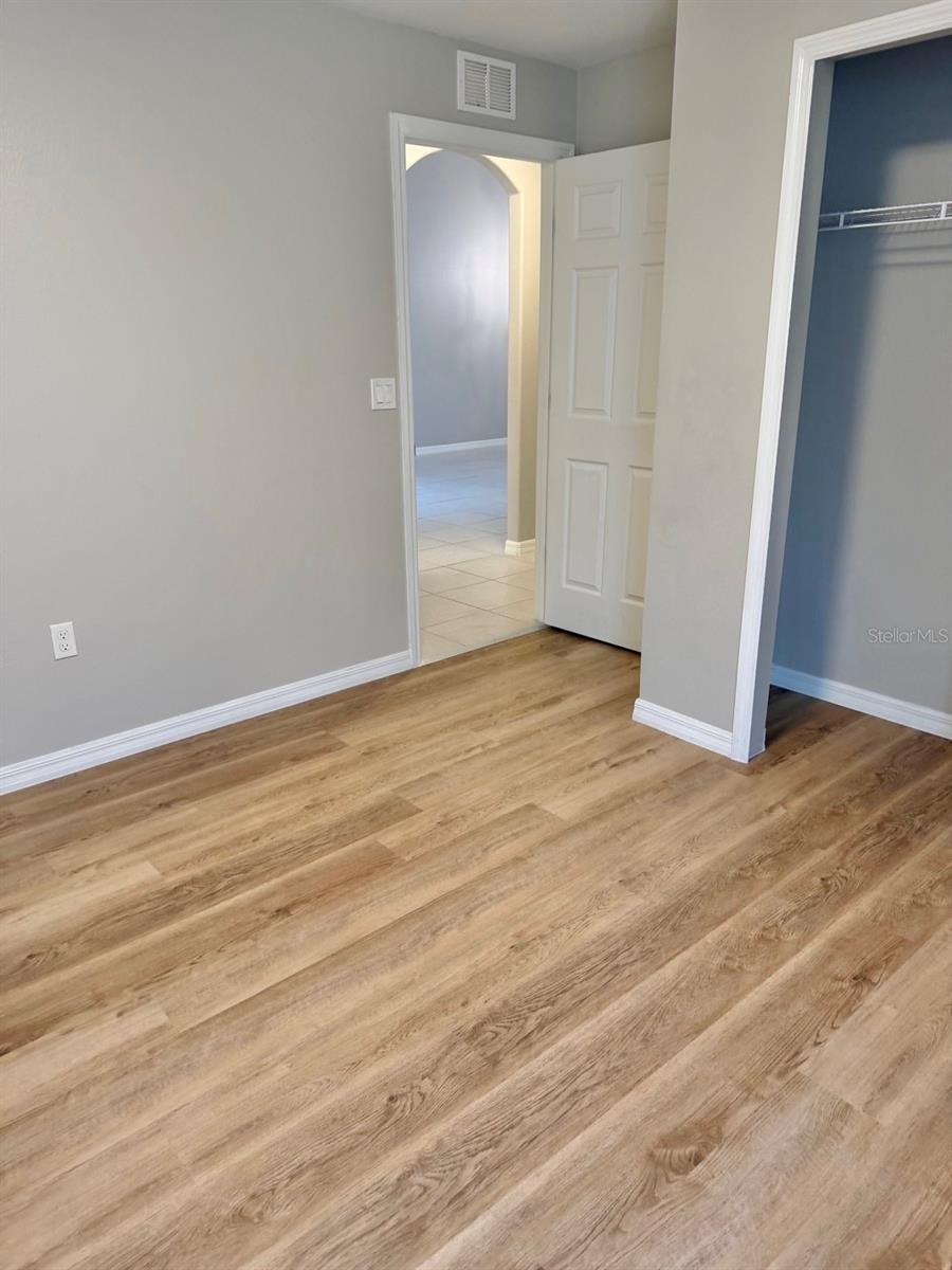 04 FAIRWAYS - Residential Income