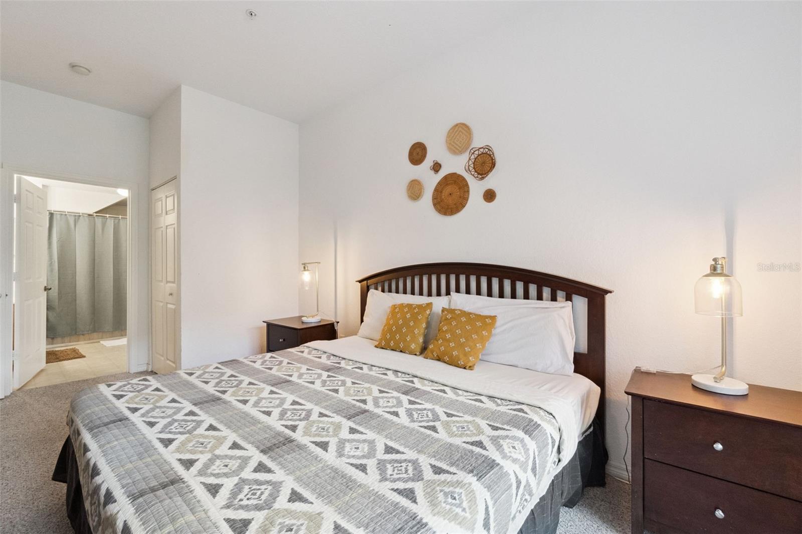 VILLAS AT SEVEN DWARFS LANE - Residential