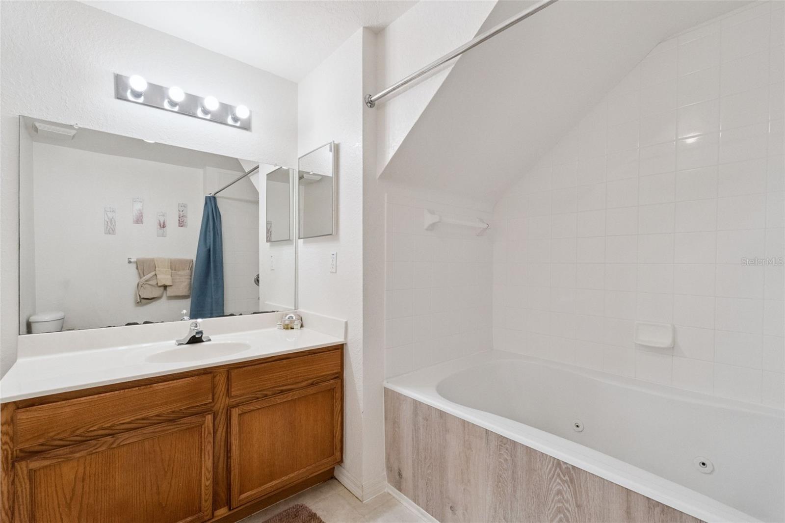 VILLAS AT SEVEN DWARFS LANE - Residential