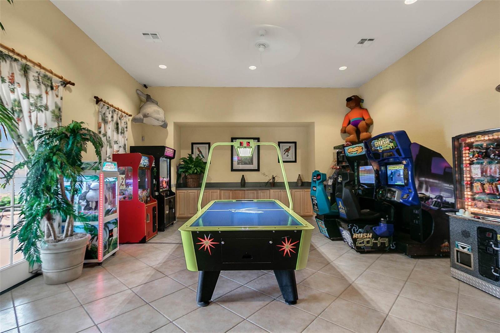 VILLAS AT SEVEN DWARFS LANE - Residential