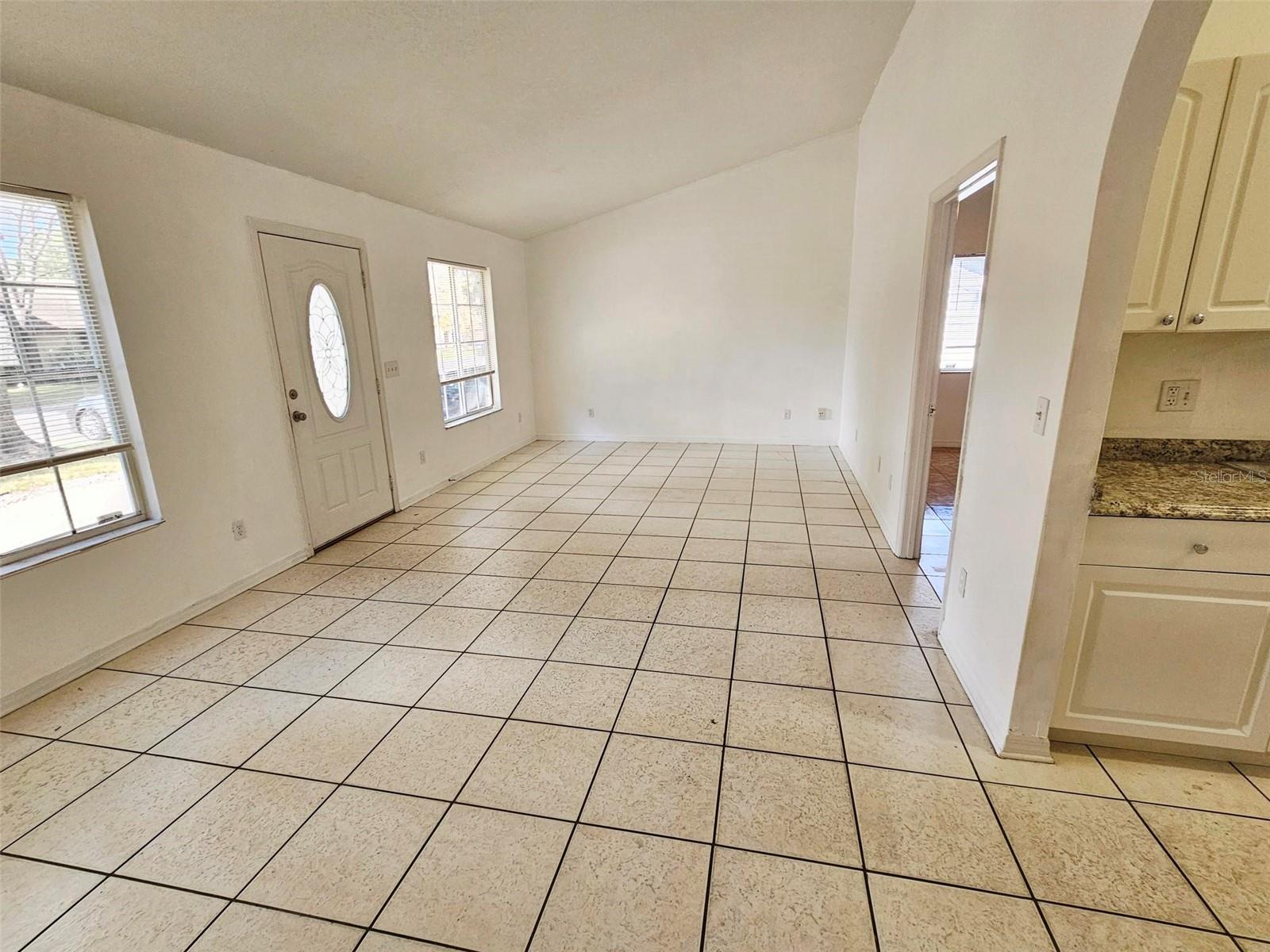 MAGNOLIA POINTE - Residential Lease