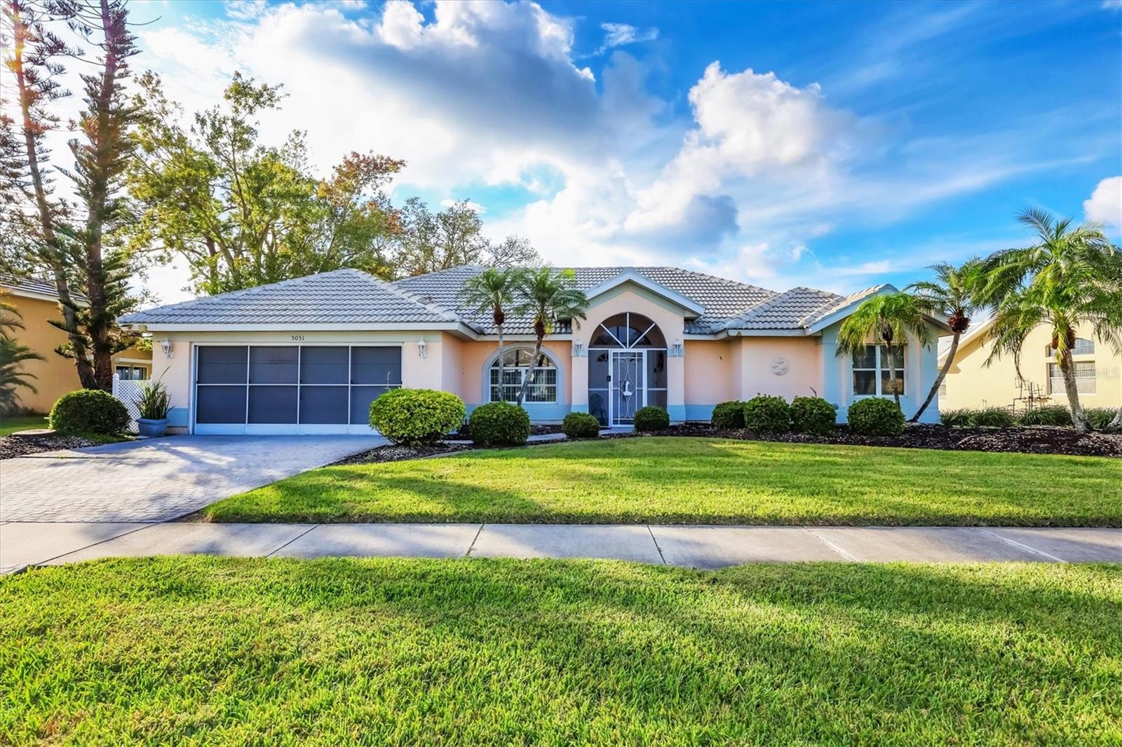 5051 GREENWAY DRIVE