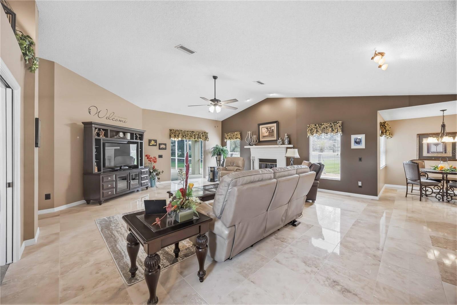 OAKWOOD GOLF CLUB PH 02 - Residential