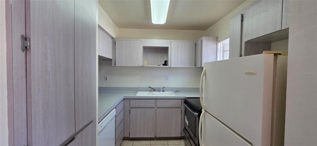 Photo of 2625 State Road 590 #813, Clearwater, FL 33759 (MLS # TB8498317)