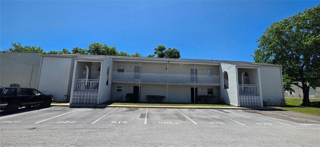 Photo of 2625 State Road 590 #813, Clearwater, FL 33759 (MLS # TB8498317)