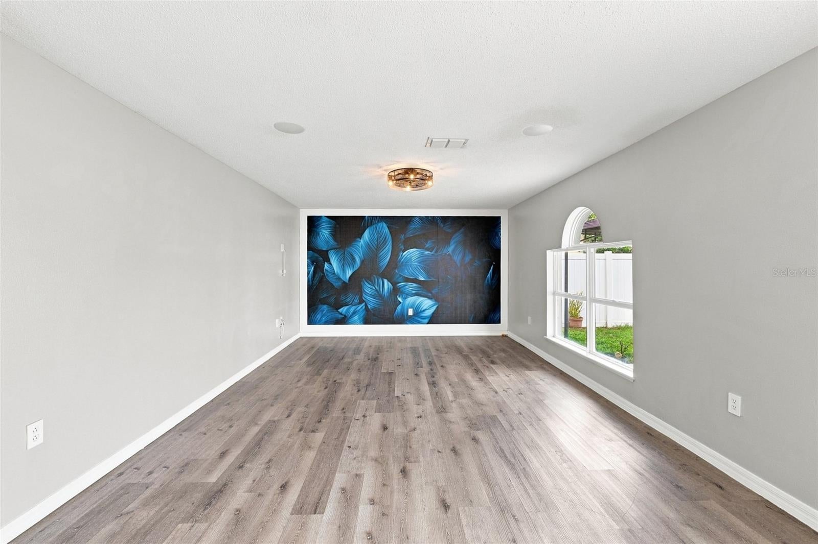 10464 FLY FISHING STREET