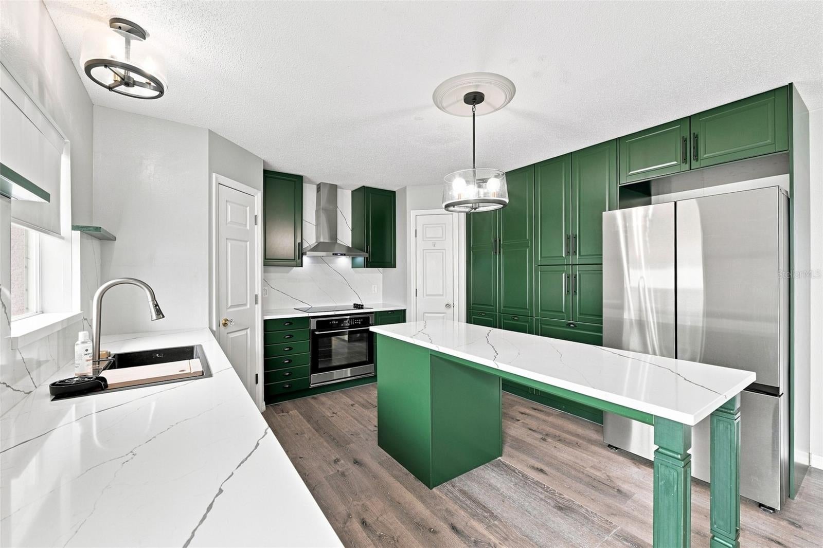 10464 FLY FISHING STREET