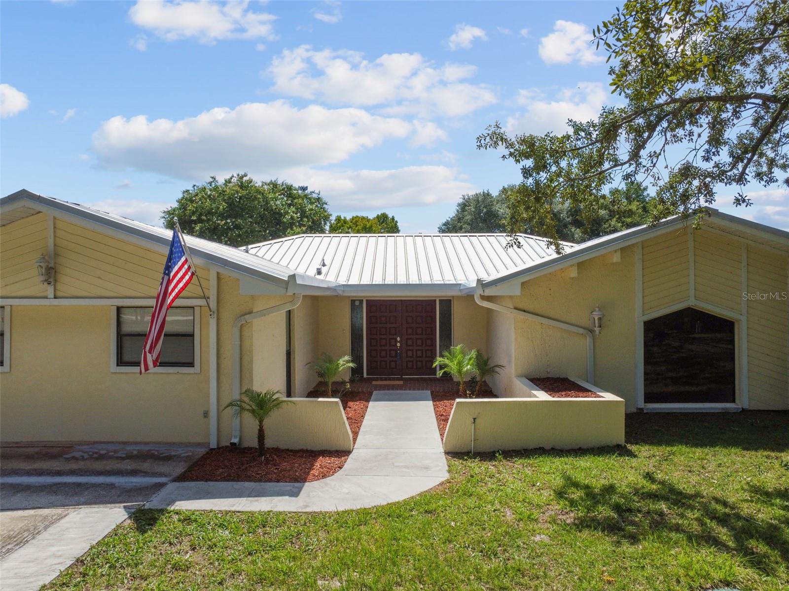 ROLLING OAKS ESTATES - Residential