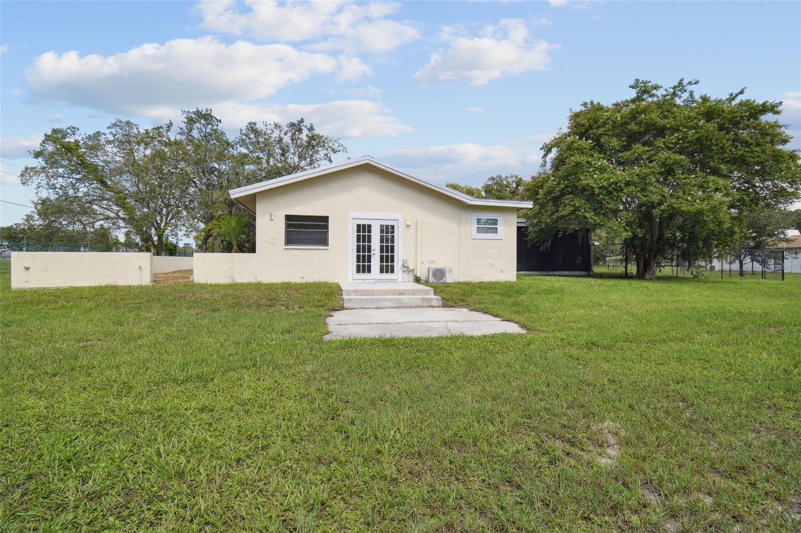 ROLLING OAKS ESTATES - Residential