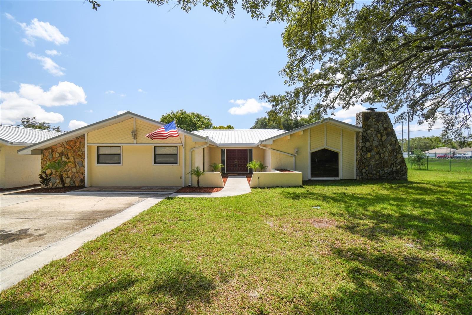 ROLLING OAKS ESTATES - Residential