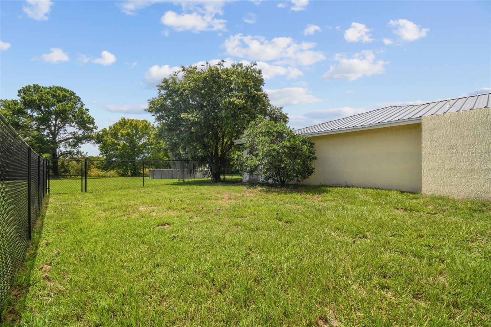 ROLLING OAKS ESTATES - Residential