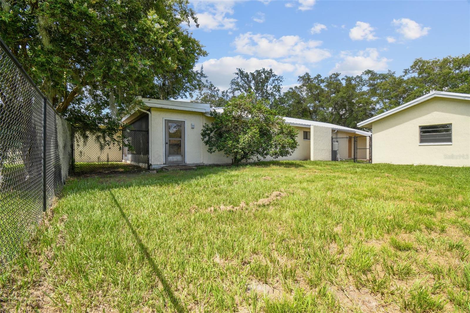 ROLLING OAKS ESTATES - Residential