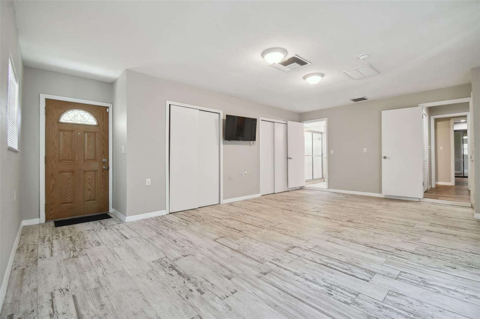 ROLLING OAKS ESTATES - Residential