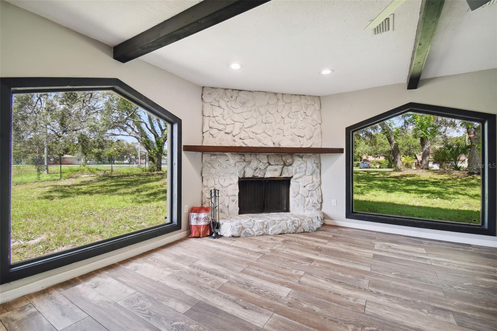 ROLLING OAKS ESTATES - Residential