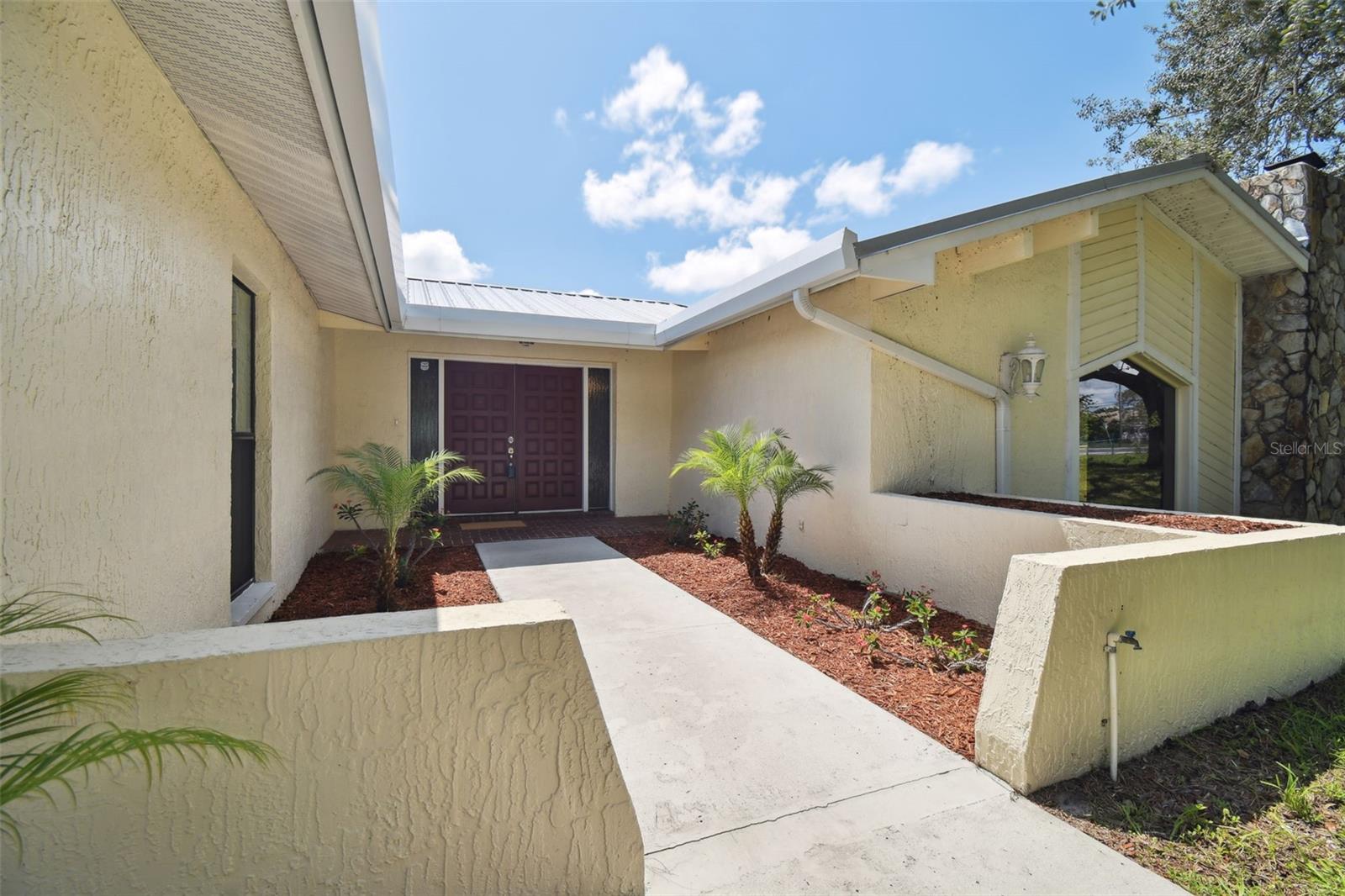 ROLLING OAKS ESTATES - Residential