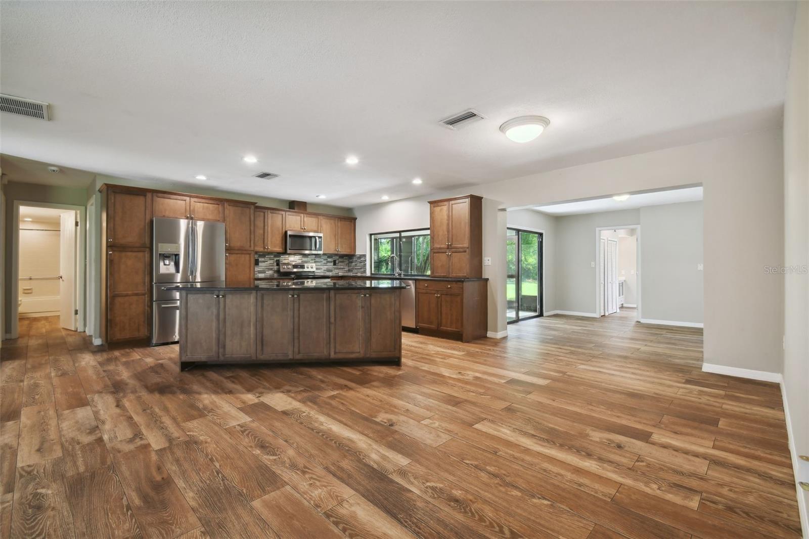 ROLLING OAKS ESTATES - Residential