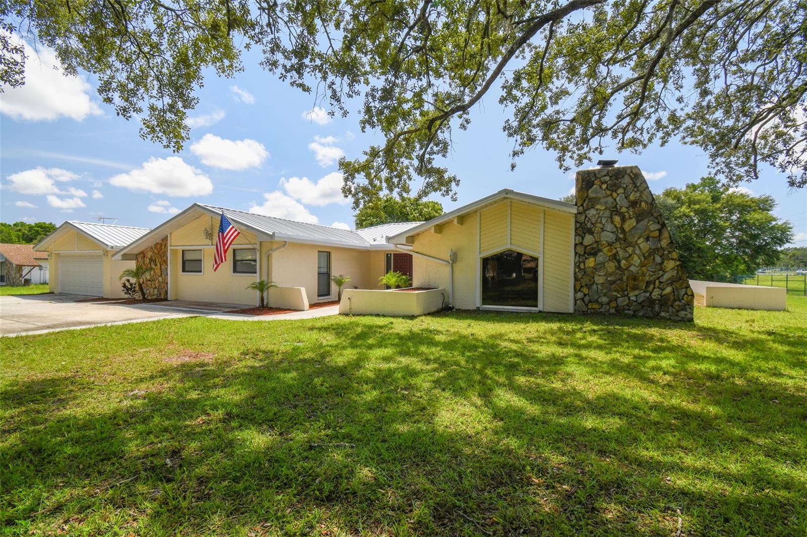 ROLLING OAKS ESTATES - Residential