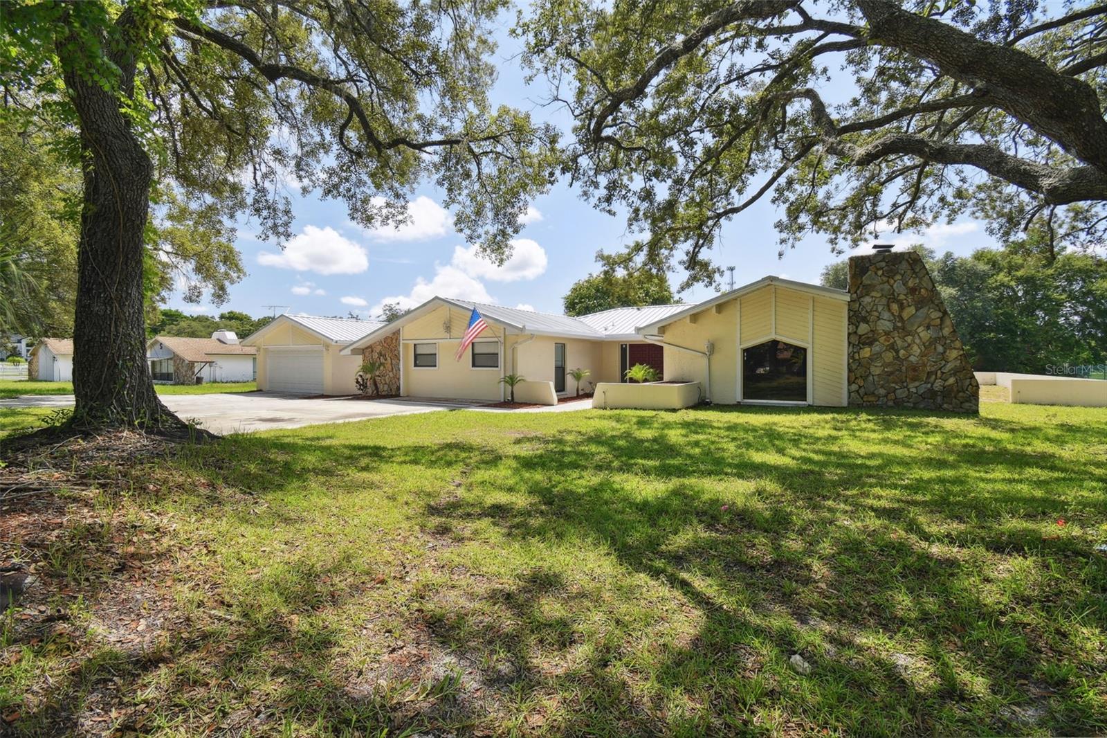 ROLLING OAKS ESTATES - Residential