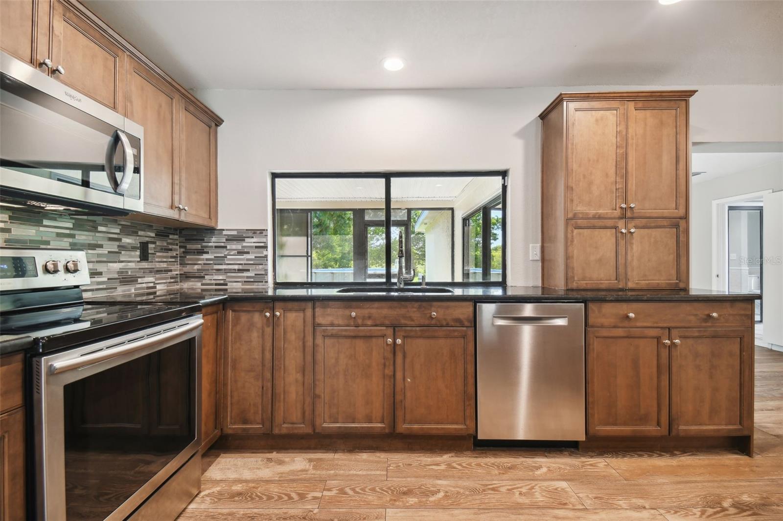 ROLLING OAKS ESTATES - Residential