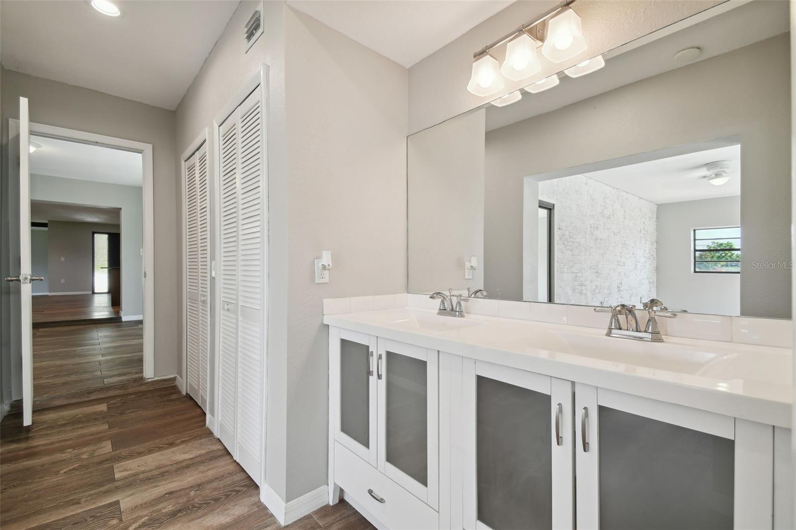 ROLLING OAKS ESTATES - Residential