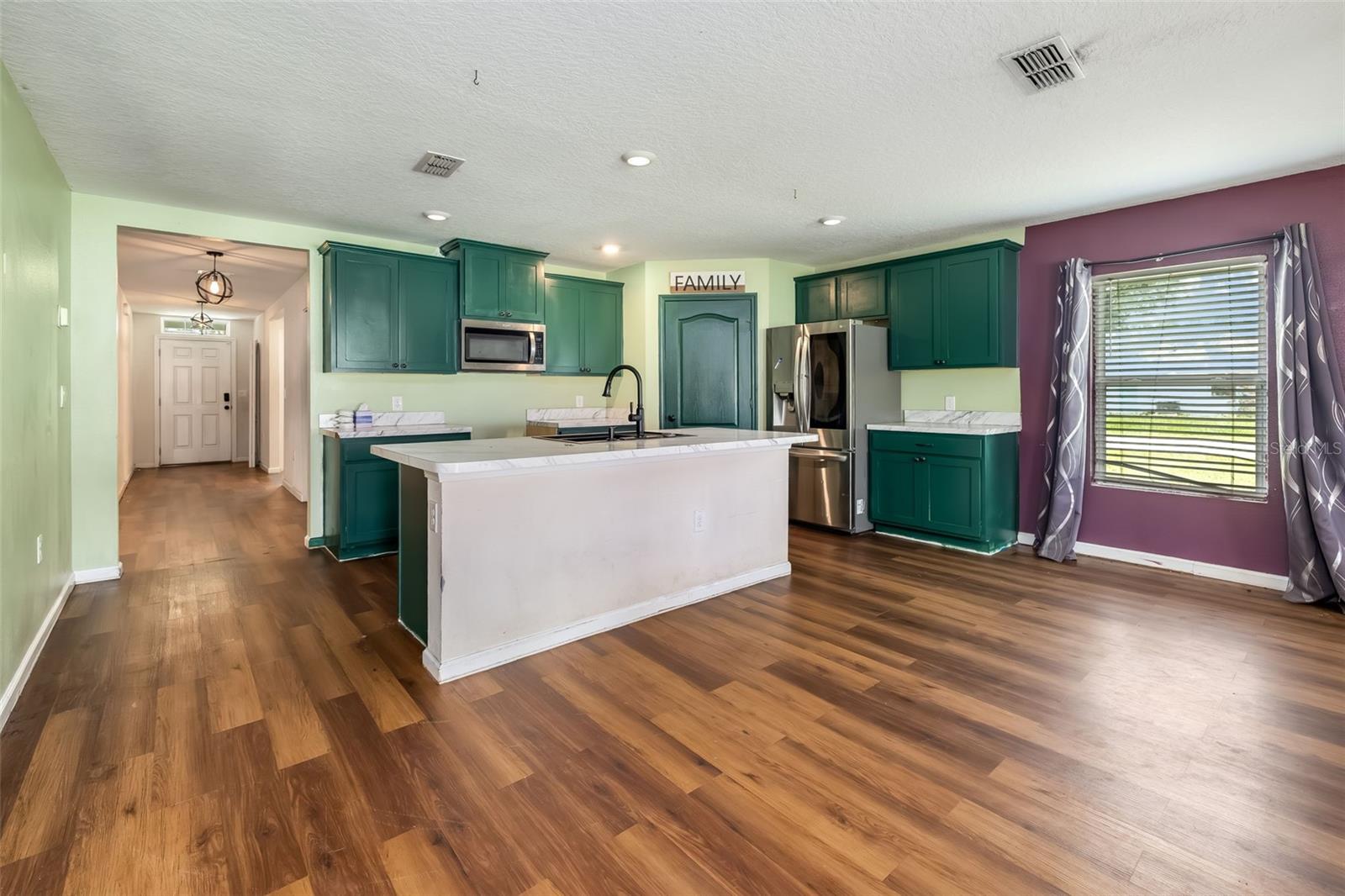 BELLE TERRE - Residential